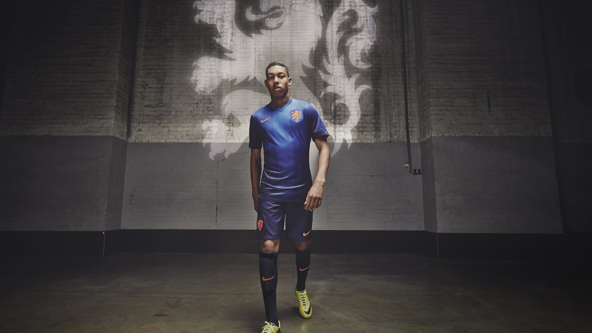 特色夜跑比赛，点亮城市夜色，创意夜跑